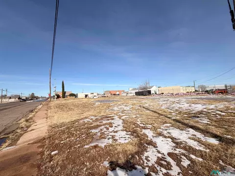 501 E Broadway St, Hobbs, NM 88240 photo 2
