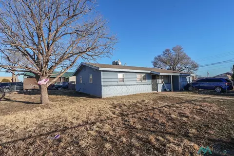 1121 Traver St, Clovis, NM 88101 photo 3