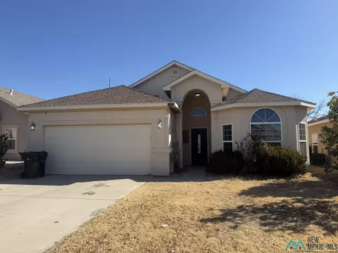1810 Hays Dr, Carlsbad, NM 88220