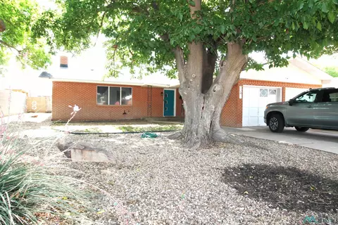 124 Kansas Dr, Portales, NM 88130