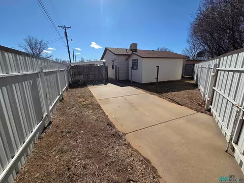 Exterior - 2617 Axtell St, Clovis, NM 88101 photo 18 of 19