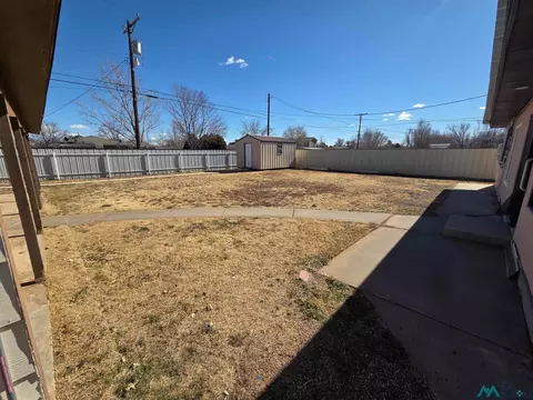 Exterior - 2617 Axtell St, Clovis, NM 88101 photo 11 of 19