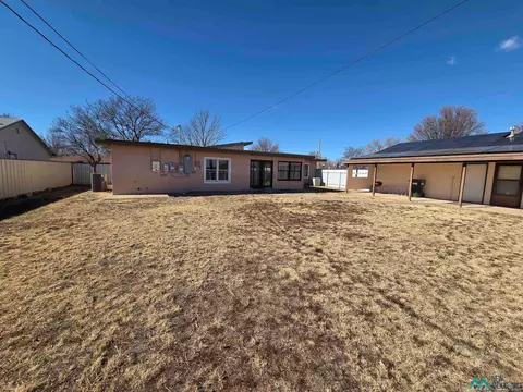 Exterior - 2617 Axtell St, Clovis, NM 88101 photo 7 of 19