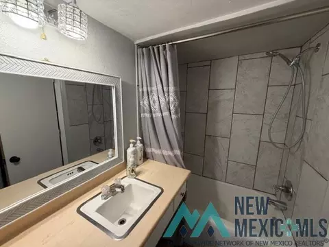Bath - 520 N Mitchell St, Clovis, NM 88101 photo 6 of 9