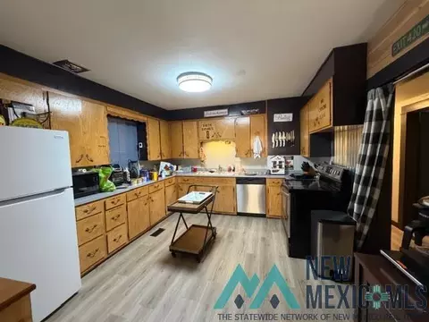 Kitchen - 520 N Mitchell St, Clovis, NM 88101 photo 3 of 3