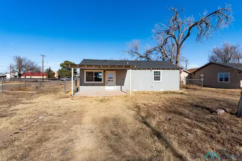 1001 S Boulder, Portales, NM 88130