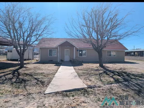 608 Del Rio St # A, Williamsburg, NM 87942