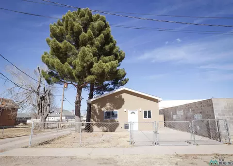 105 W Mathews St, Roswell, NM 88203