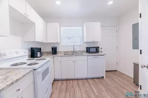 316 Cortez St, Clovis, NM 88101 photo 3