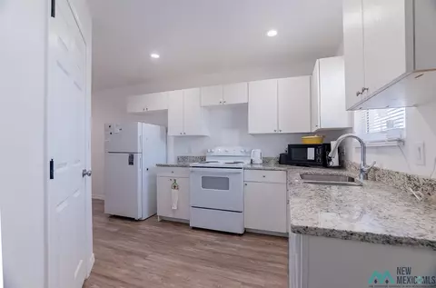 Kitchen - 320 Cortez St, Clovis, NM 88101 photo 1 of 2
