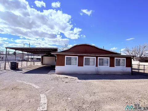 119 W Val Verde St, Williamsburg, NM 87942