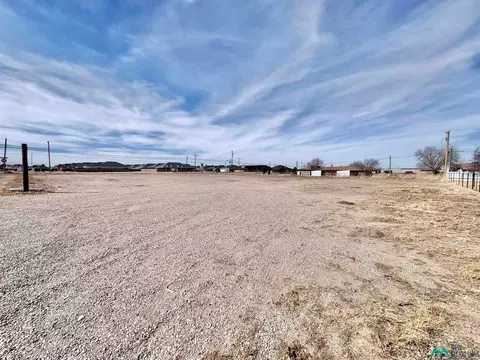 Drake Dr, Hobbs, NM 88242