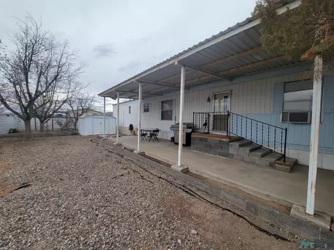 512 Gold St, Truth Or Consequences, NM 87901