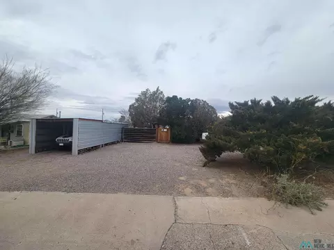 512 Gold St, Truth Or Consequences, NM 87901