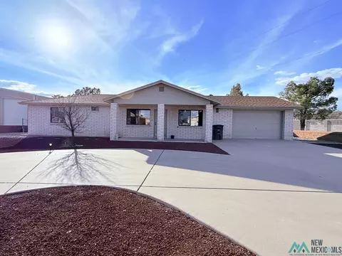 1018 Poplar St, Truth Or Consequences, NM 87901