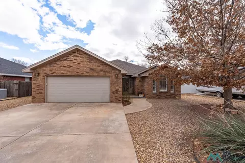 2001 12 Beech St, Portales, NM 88130