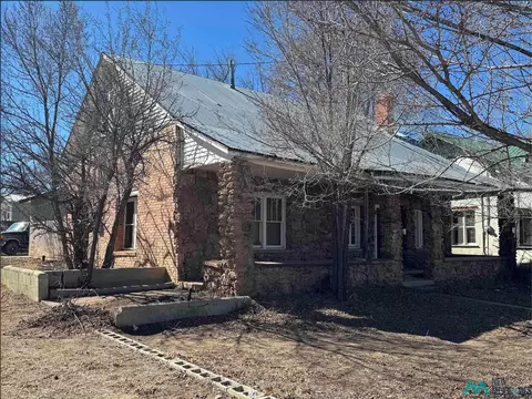2403 Hot Spgs, Las Vegas, NM 87701