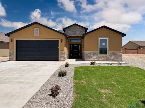 2924 N Cielo Azul St, Hobbs, NM 88240
