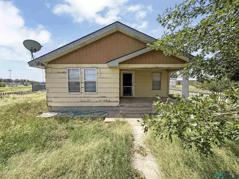 2137 E Sanger St, Hobbs, NM 88240