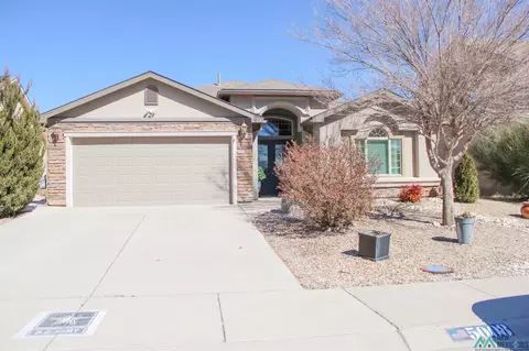 5008 W Hardtack Rd, Hobbs, NM 88240