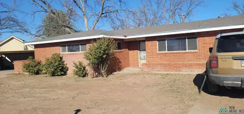 1114 W Thomas St, Carlsbad, NM 88220