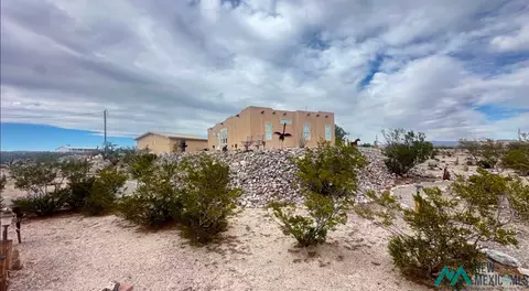 120 Mustang Dr, Elephant Butte, NM 87935