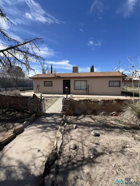 204 Coleman St, Truth Or Consequences, NM 87901