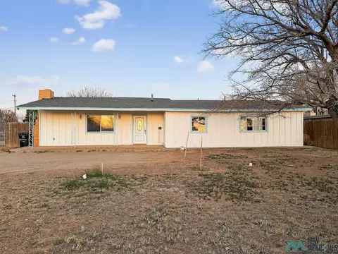 1513 N Montana Ave, Roswell, NM 88201