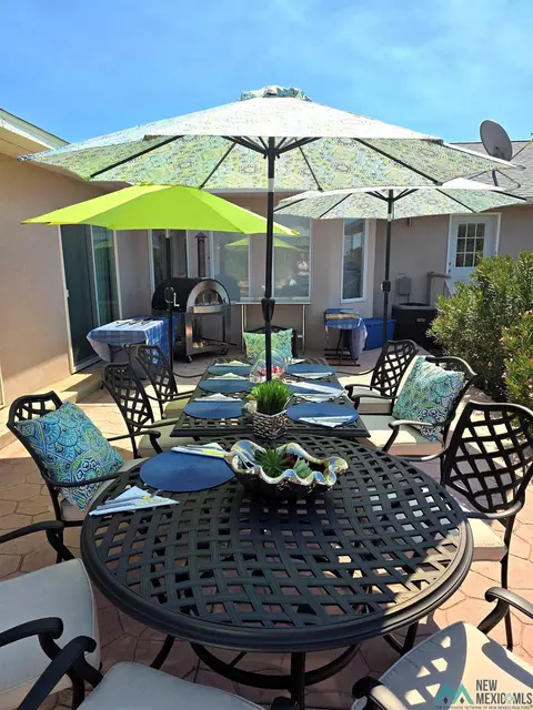 308 Trout Rd, Elephant Butte, NM 87935