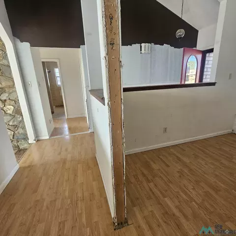 Entry Way - 121 Remuda Dr, Clovis, NM 88101 photo 1 of 2