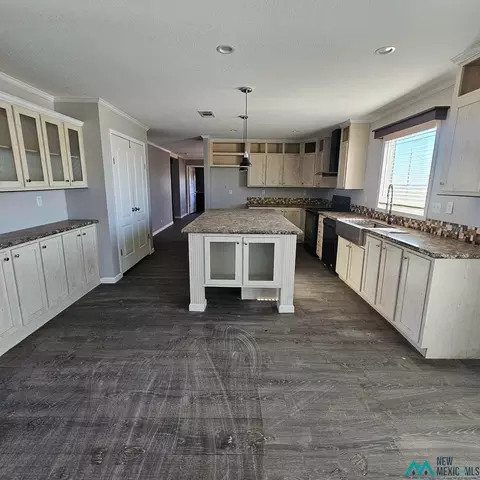 Kitchen - 47 Michael, Dexter, NM 88230 photo 1 of 2