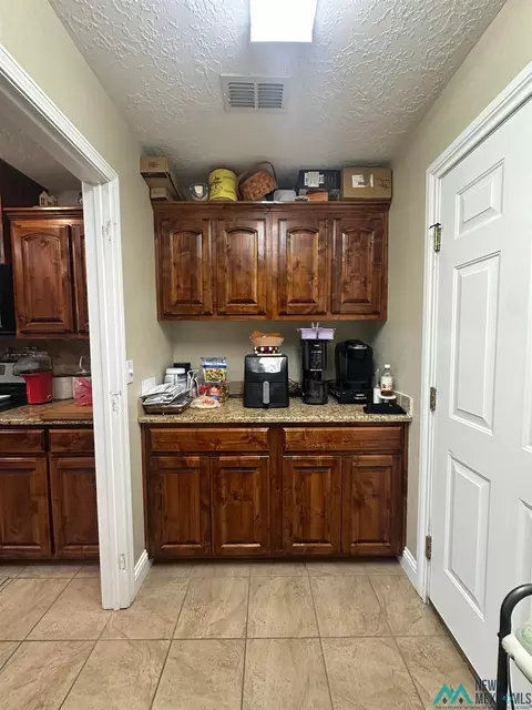 2112 Enloe Dr, Clovis, NM 88101 photo 5
