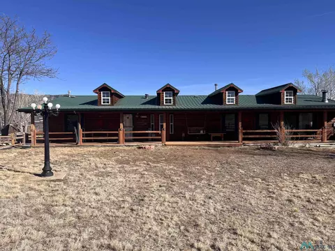 24 Black Mesa Rd, Raton, NM 87740
