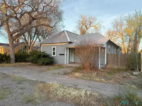 107 S Lea Ave, Roswell, NM 88201