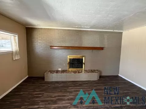 Living - 108 Sandia Dr, Clovis, NM 88101 photo 1 of 2
