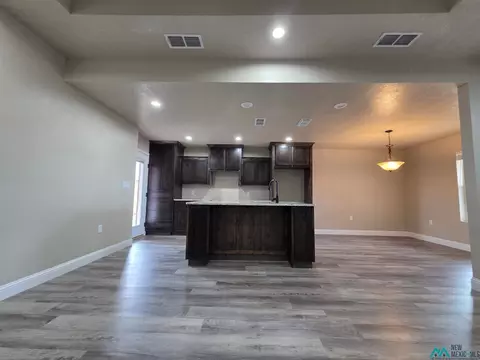 3833 Buchanan St, Clovis, NM 88101 photo 3