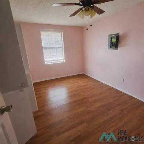 314 W 10th St, Clovis, NM 88101 photo 3