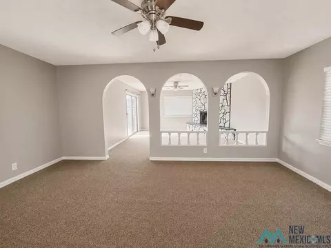 Living - 2016 Glenarm, Clovis, NM 88101 photo 5 of 7