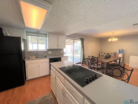 Kitchen - 2016 Glenarm, Clovis, NM 88101 photo 2 of 3