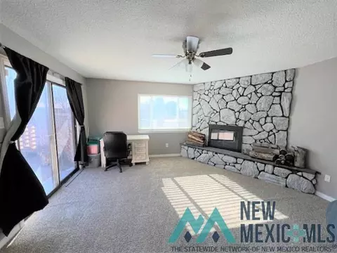 Living - 2016 Glenarm, Clovis, NM 88101 photo 3 of 3