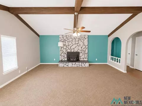 Living - 2016 Glenarm, Clovis, NM 88101 photo 2 of 7