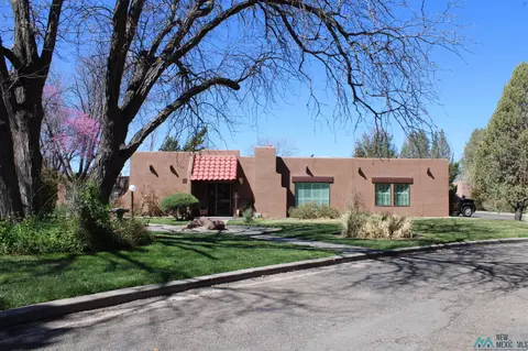 317 Sherrill Lane Apt 12 Ln, Roswell, NM 88201