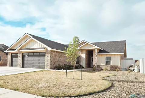 204 Abbey Rd, Clovis, NM 88101