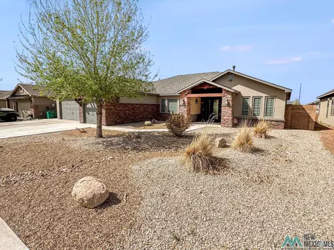 1734 E Tanglewood Ave, Hobbs, NM 88240