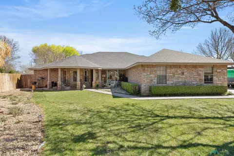 1633 Arbor Dr, Clovis, NM 88101