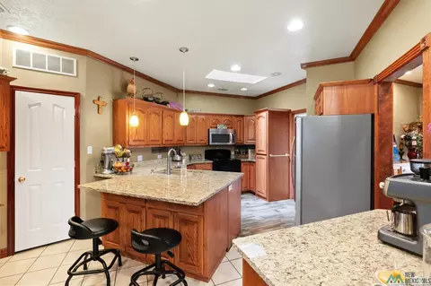 1633 Arbor Dr, Clovis, NM 88101 photo 8