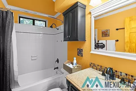 Bath - 606 5th St, Cloudcroft, NM 88317 photo 2 of 2