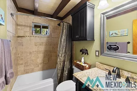 Bath - 606 5th St, Cloudcroft, NM 88317 photo 1 of 2