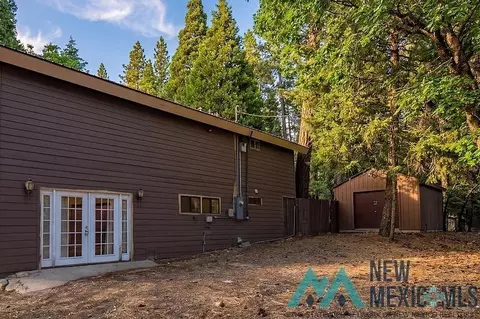 Exterior - 606 5th St, Cloudcroft, NM 88317 photo 6 of 7