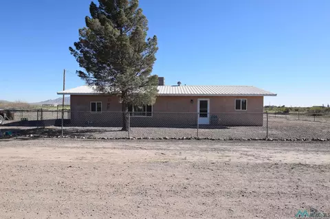 5960 Brangus Rd SE, Deming, NM 88030